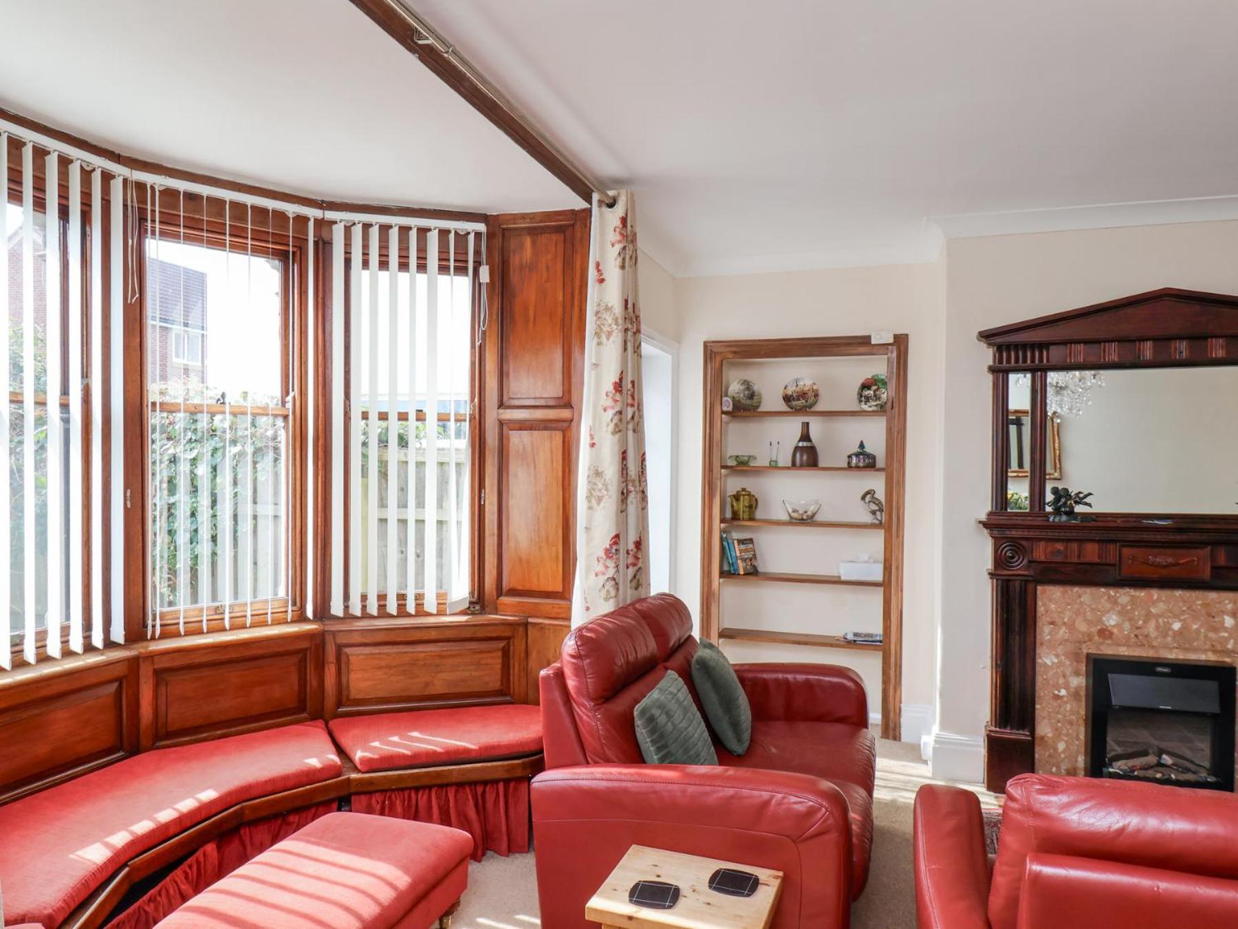 וויטבי Mayfield Manor מראה חיצוני תמונה